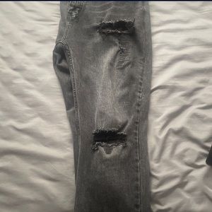 ~Ksubi (VAN WINKLE)
~waist size 34
~Comes with og Ksubi bag